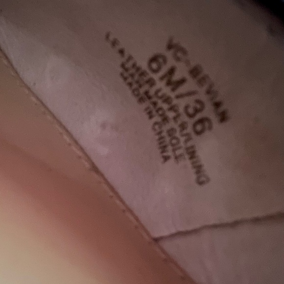 Vince Camuto ballet flats with straps - Picture 5 of 5